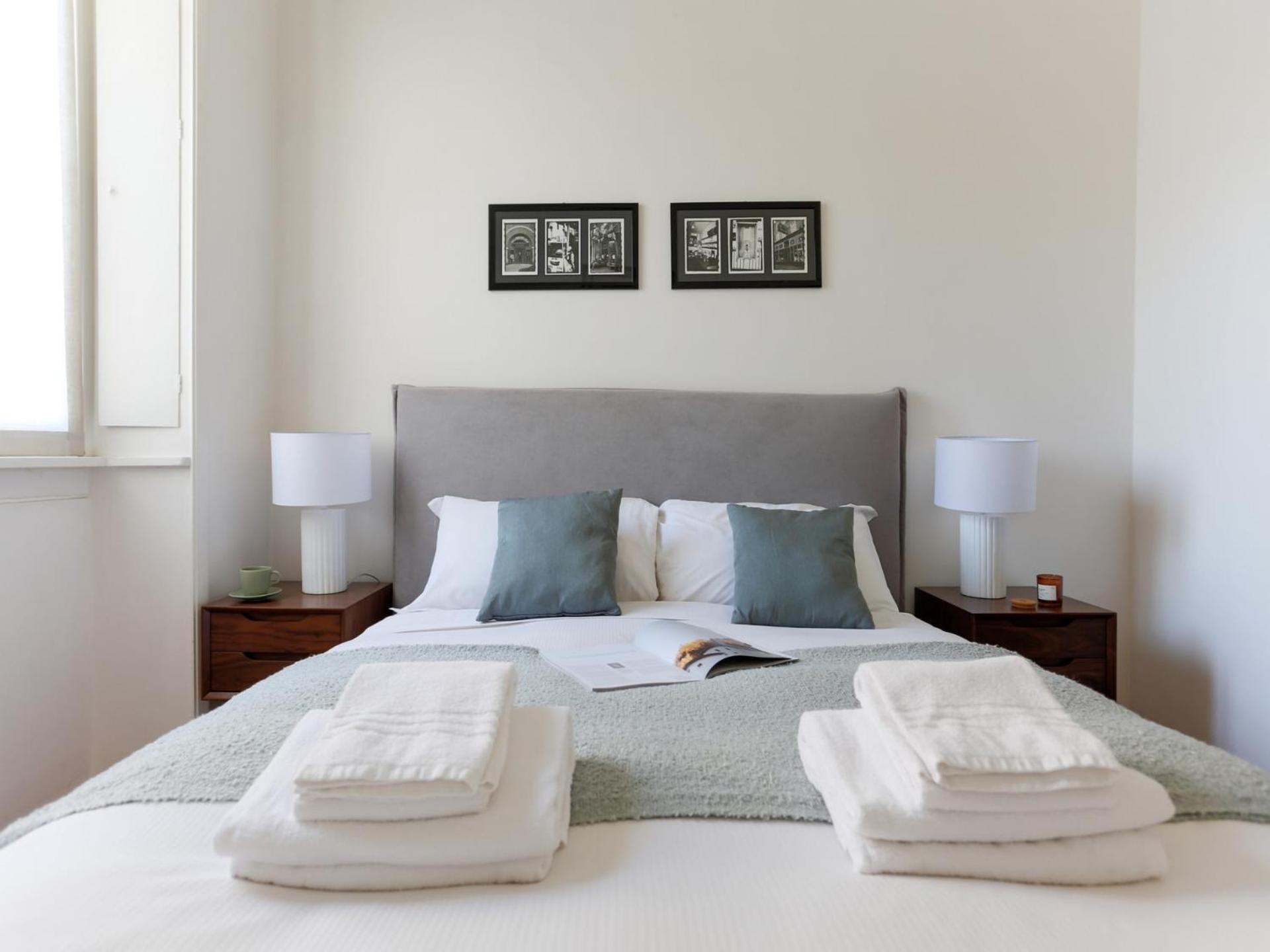 The Rent - Spacious Two-bedroom In Crocetta Milán