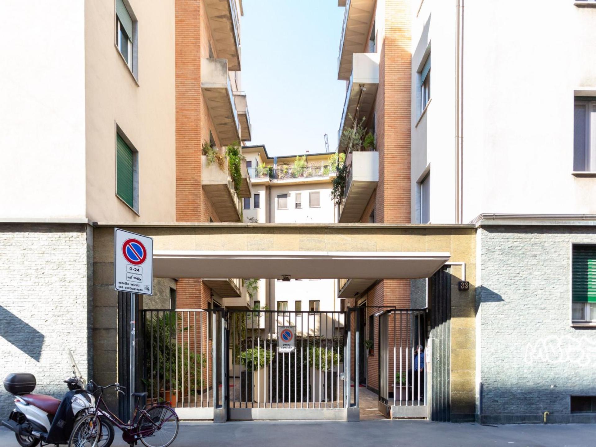 The Rent - Spacious Two-bedroom In Crocetta Apartamento Milán